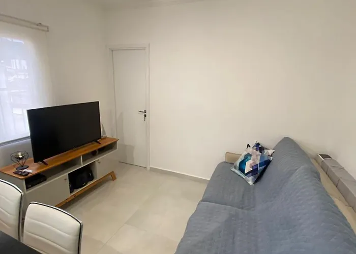 Canto Forte- Suite C/Varanda - Ate 5 Hospedes- Garagem - Wi Fi E 200 Metros Da Praia, 50 Metros Da Av Gastronomica Da Pg