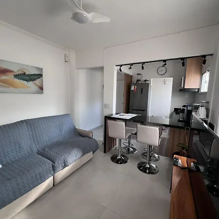 Canto Forte- Suite C/Varanda - Ate 5 Hospedes- Garagem - Wi Fi E 200 Metros Da Praia, 50 Metros Da Av Gastronomica Da Pg Praia Grande (Santos) Exterior photo