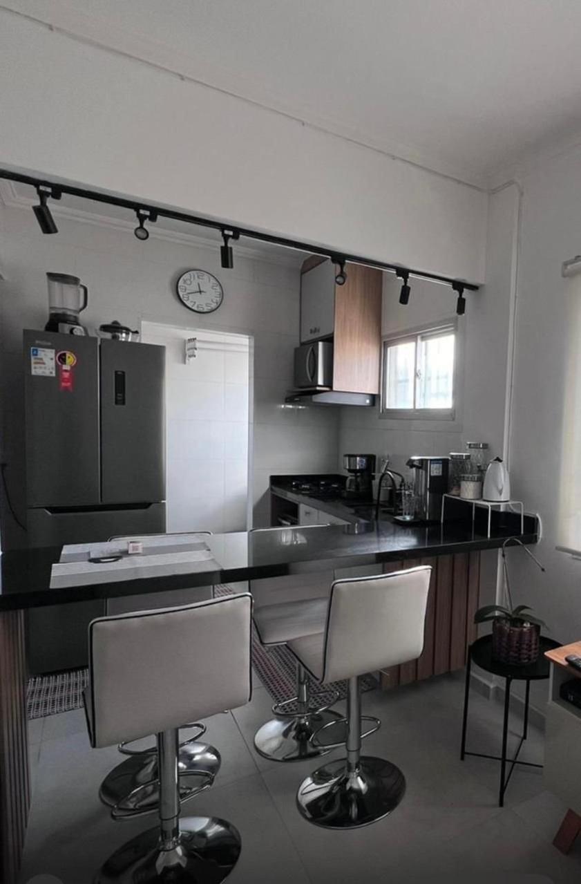Canto Forte- Suite C/Varanda - Ate 5 Hospedes- Garagem - Wi Fi E 200 Metros Da Praia, 50 Metros Da Av Gastronomica Da Pg