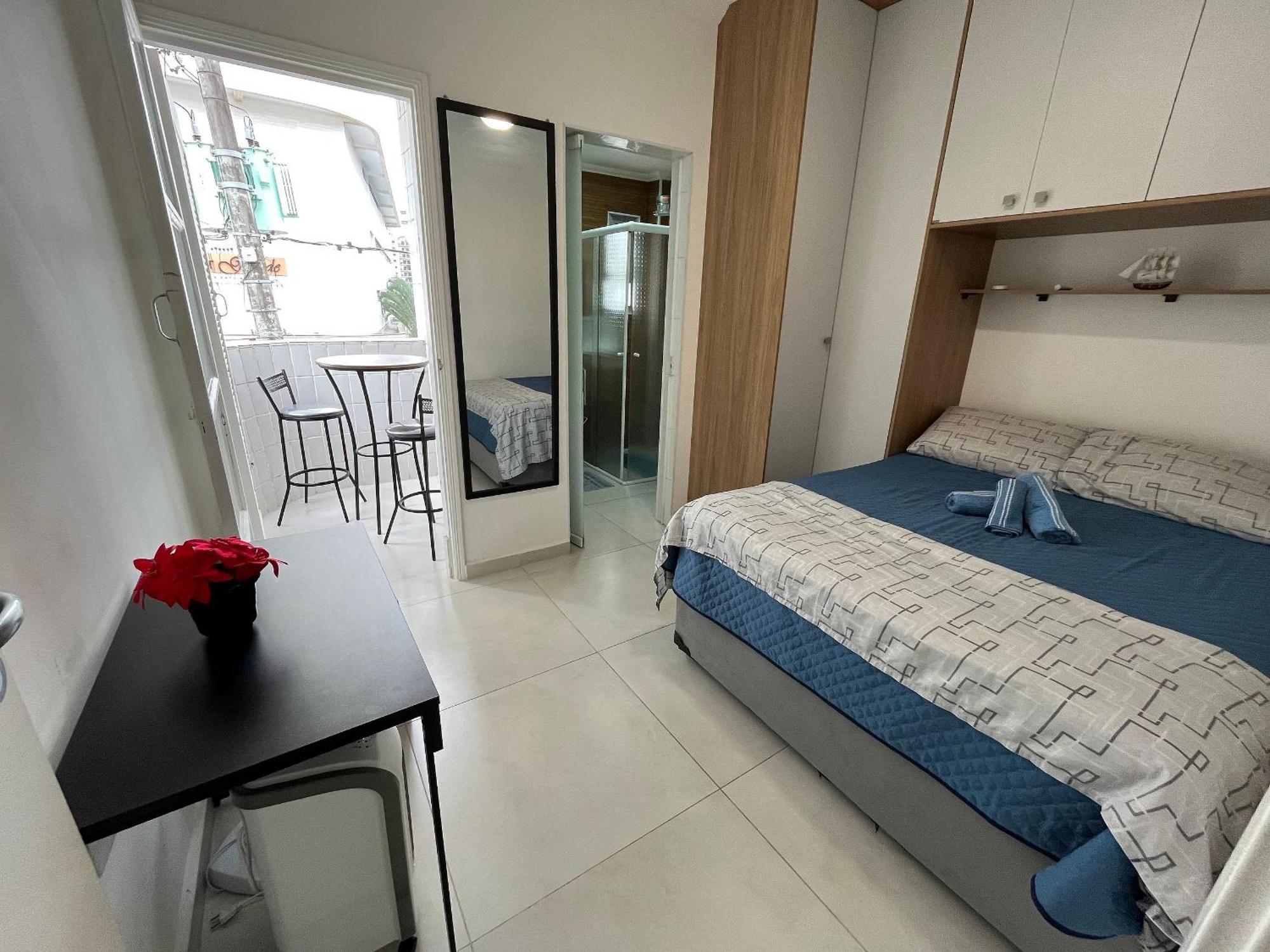 Canto Forte- C/varanda - Ate 5 Hospedes- Garagem - Wi Fi E 200 Metros Da Praia, 50 Metros Da Av Gastronomica Da Pg Apartment Praia Grande (Santos)